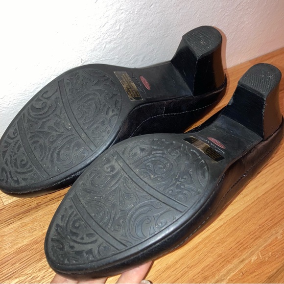 Artisan Clarks zip up bootie - Picture 8 of 10